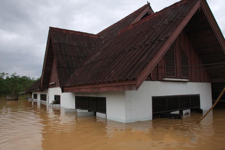 洪水房子